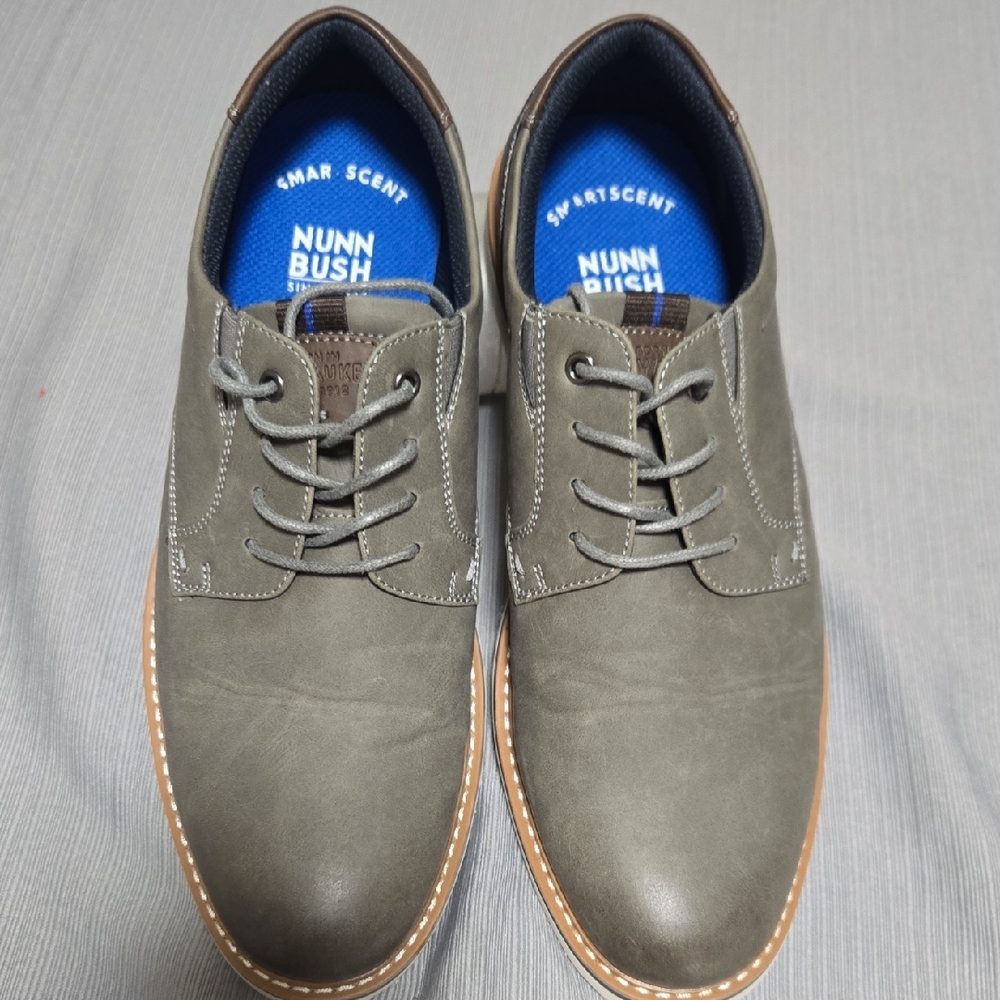 Nunn Bush Men's Gray Oxfords